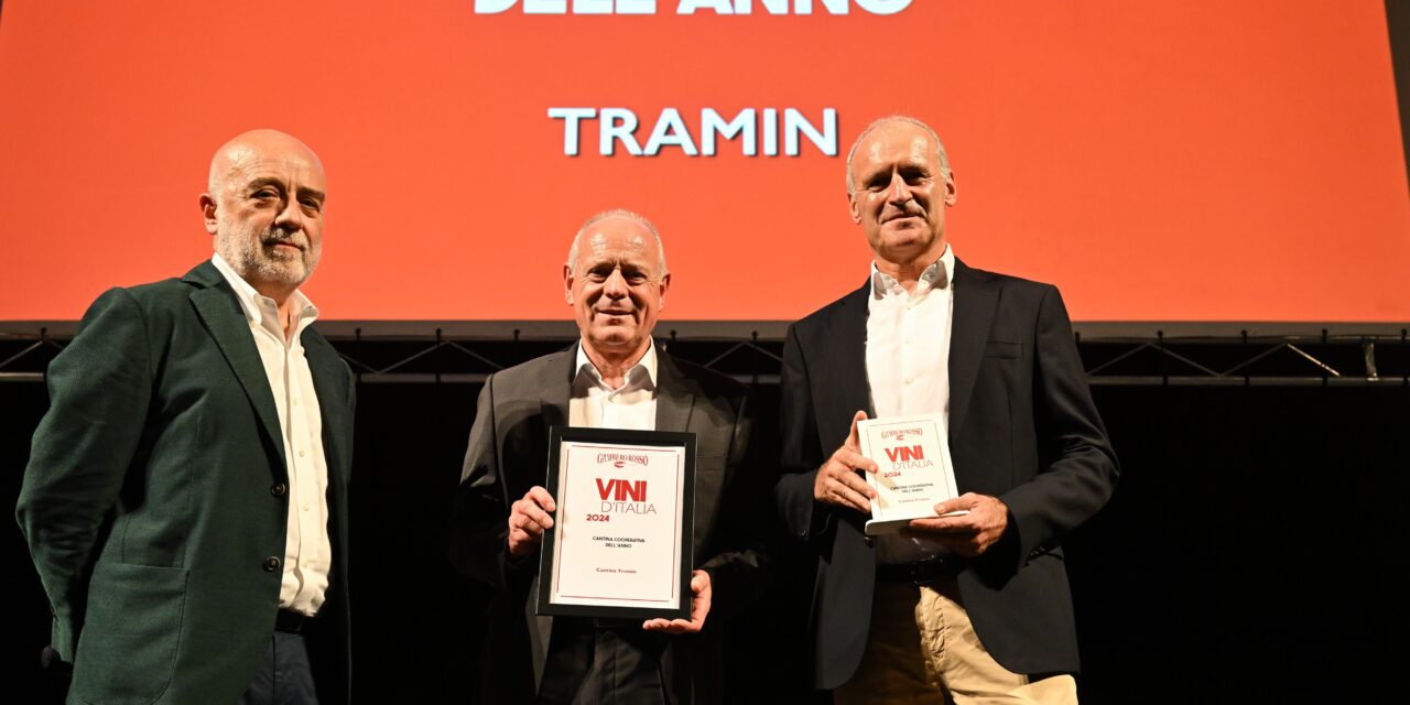 CANTINA TRAMIN PREMIATA COOPERATIVA DELL’ANNO DALLA GUIDA GAMBERO ROSSO