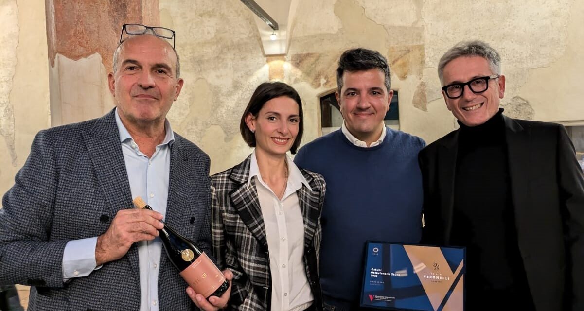 VERONELLI PREMIA LA RISCOPERTA DELLA DOC OSTUNI: AMALBERGA SI AGGIUDICA IL SOLE CON LO STÙNE OTTAVIANELLO